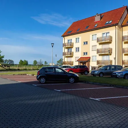 Peaceful Bay With Parking By Renters * Wrzosowo (Kamien)