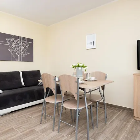 Peaceful Bay With Parking By Renters